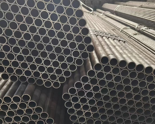 EN 10216-2 16Mo3 Alloy Steel Pipe